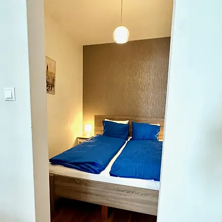 Unique Main Square 아파트 포프라트