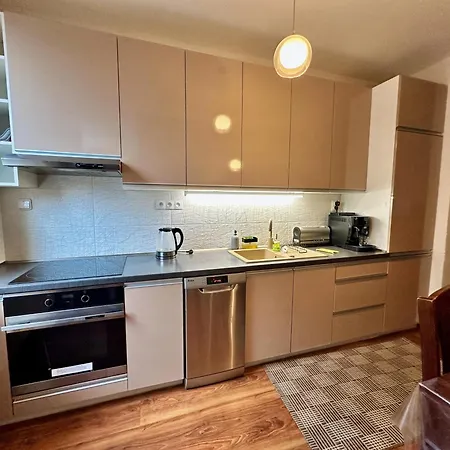 Unique Main Square Попрад